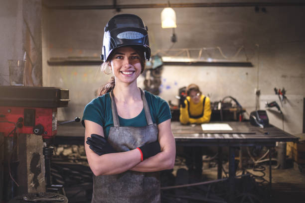  Crandon Lakes, NJ Welder Pros